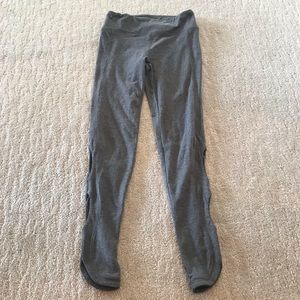 ⭐️⭐️Garage grey leggings with side detailing